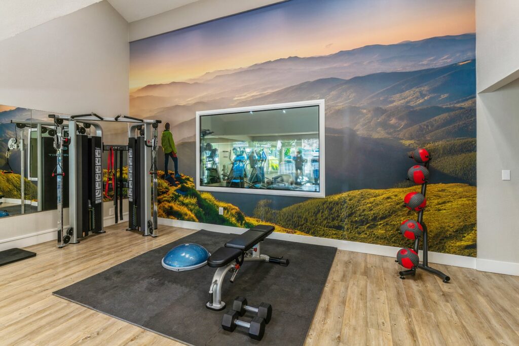 santa clarita apartments fitness center